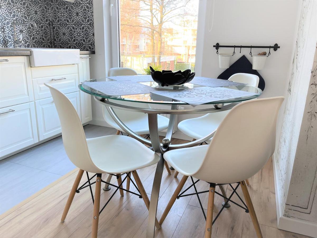 Apartament Polanki Z Basenem Blisko Plazy Apartment Kolobrzeg Ngoại thất bức ảnh